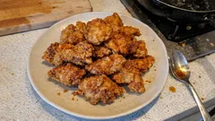 温度計いらず。フライパンの揚げ焼きで外カリッ、中ジューシーな王道唐揚げ