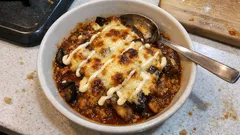余った麻婆茄子が別メニューに：トースターで5分のチーズグラタン風リメイク