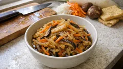 炒めてから10分煮るだけ：大根・人参・椎茸・油揚げの甘辛炒め煮