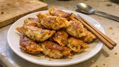 焼き餃子がふにゃっとしたら…揚げるだけでカリッと復活する揚げ餃子リメイク