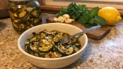 下ゆで3分で水っぽさなし：ズッキーニのオイル漬け（イタリア常備菜）の作り方