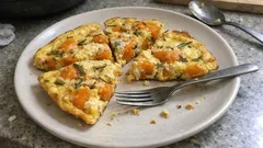 フライパンひとつでしっとり濃厚、かぼちゃのフリッタータ（作り置き・お弁当にも）