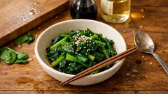 みりん＋しょうゆで覚えやすい：ほうれん草のお浸しが色よく決まる茹で方