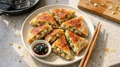水に戻さないのがコツ：ライスペーパーでパリパリ餃子、挟んで焼くだけ