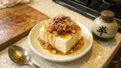 かつお節×ゆかりで香りが立つ、レモンだれの簡単冷奴